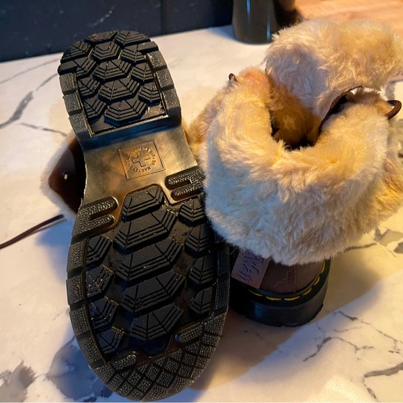 Doc Marten Brown leather boots fur lined fold down or wear up size 7 eu 38 - Picture 6 of 7